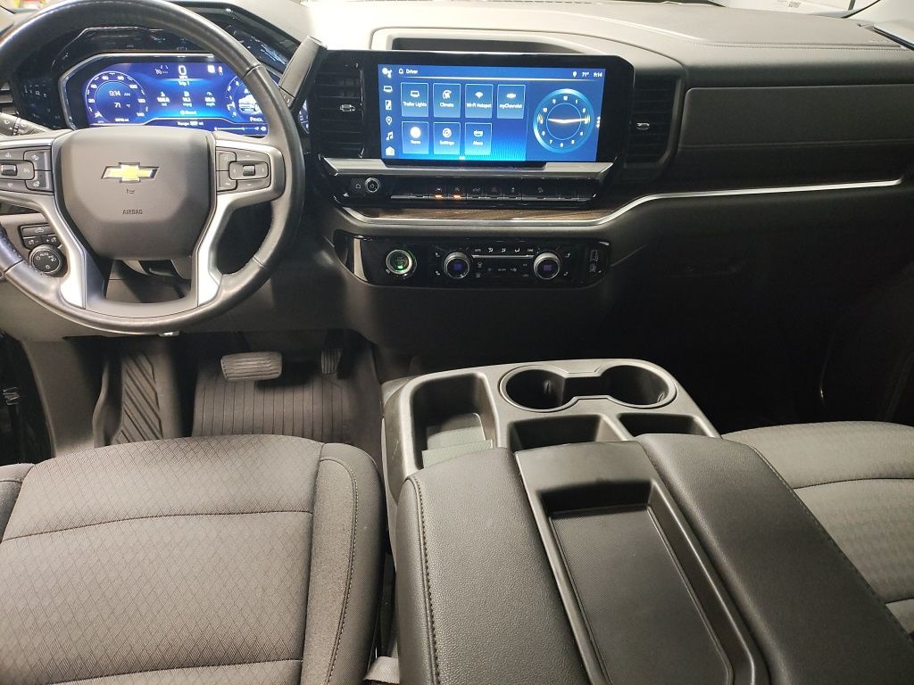 Used 2022 Black Chevrolet LT image 30