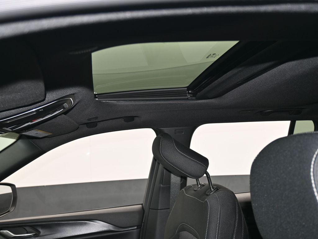 New 2026 Bright White Clearcoat Jeep Laredo image 11