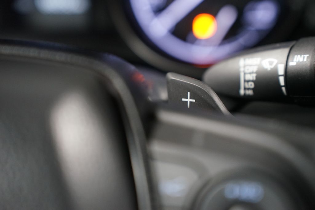 Thumbnail: 2023 Toyota Camry - 15