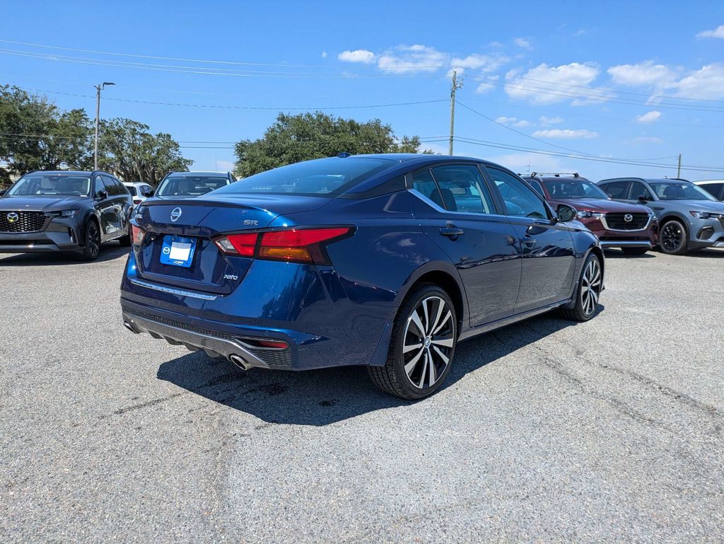 2020 Nissan Altima SR