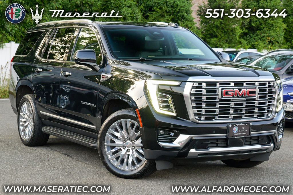 Onyx Black 2025 GMC Yukon SUV / Crossover Four-Wheel Drive 