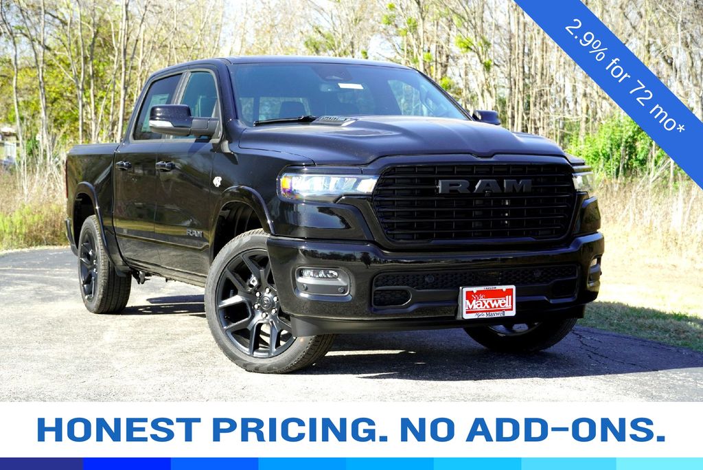 2026 RAM 1500 Laramie Crew Cab 4WD