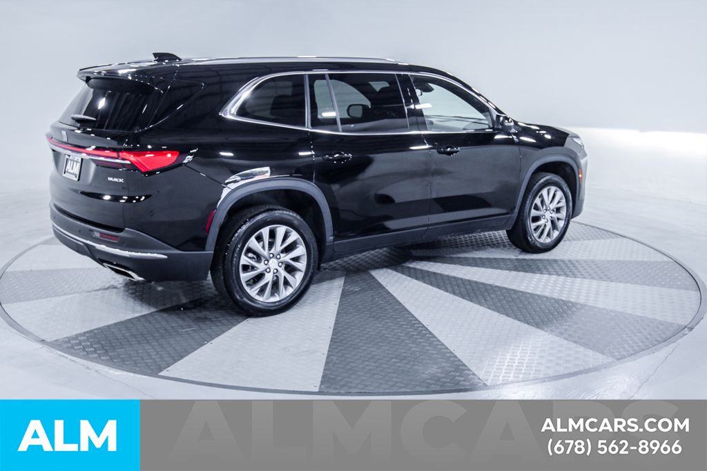 Used 2025 Black Buick Preferred image 10