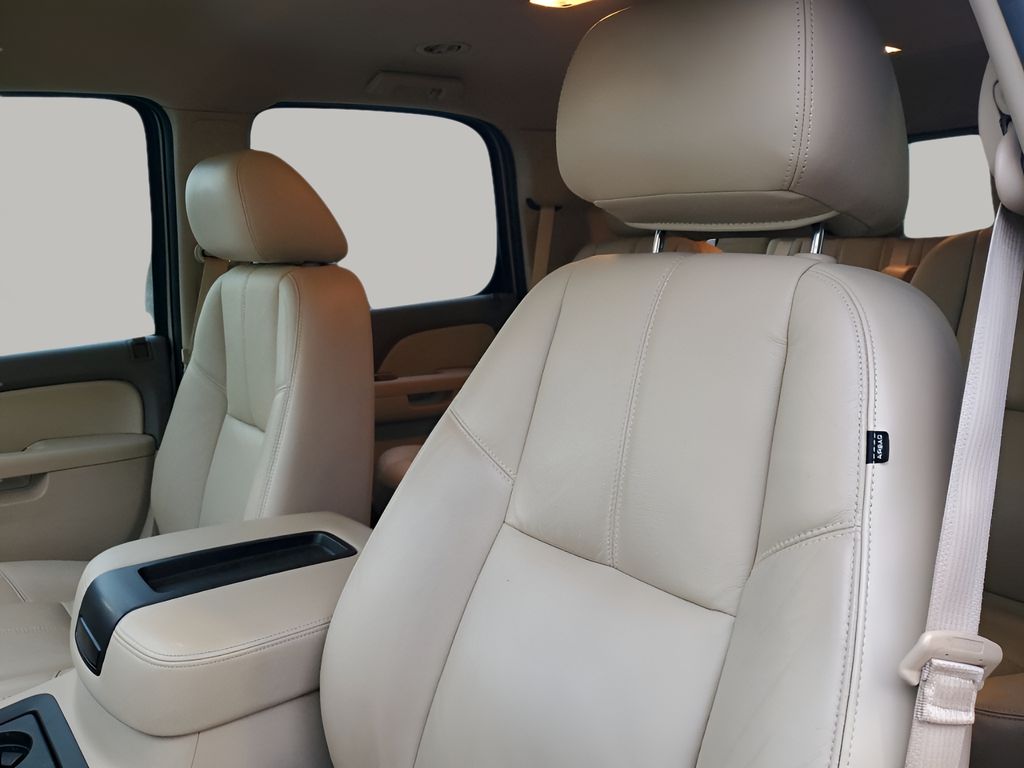 Used Car 2013 Chevrolet Tahoe  Lt For Sale Under $15,000 In Austin, Texas