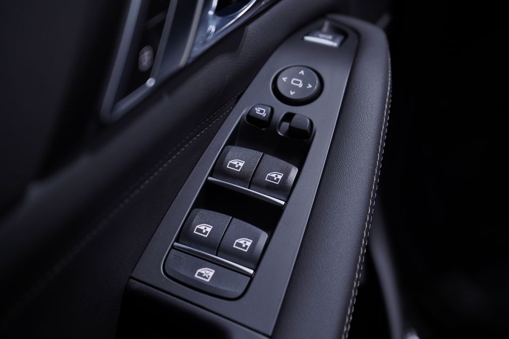 Thumbnail: 2026 BMW X5 - 11