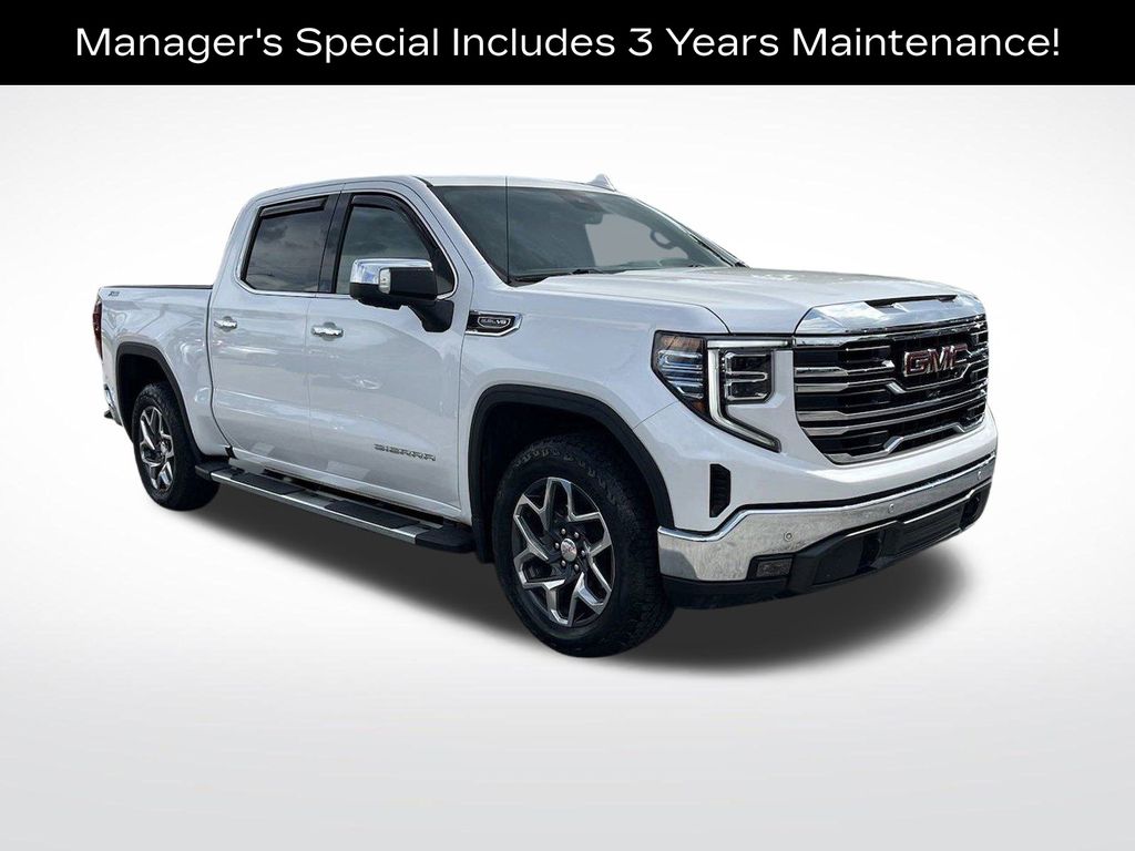 2023 GMC Sierra 1500 SLT 1