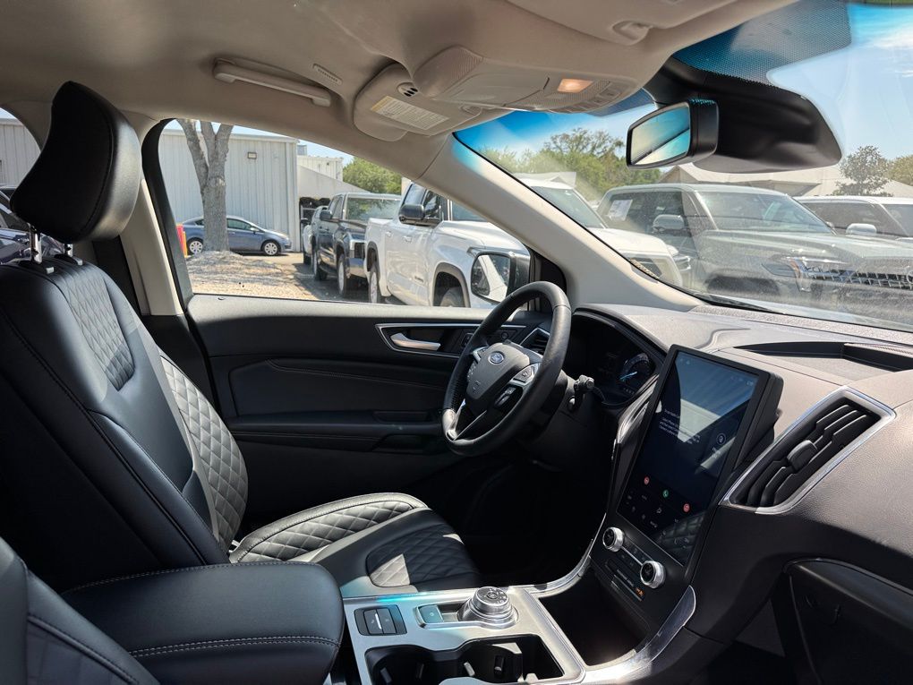 Used 2024 Ford Edge SUV