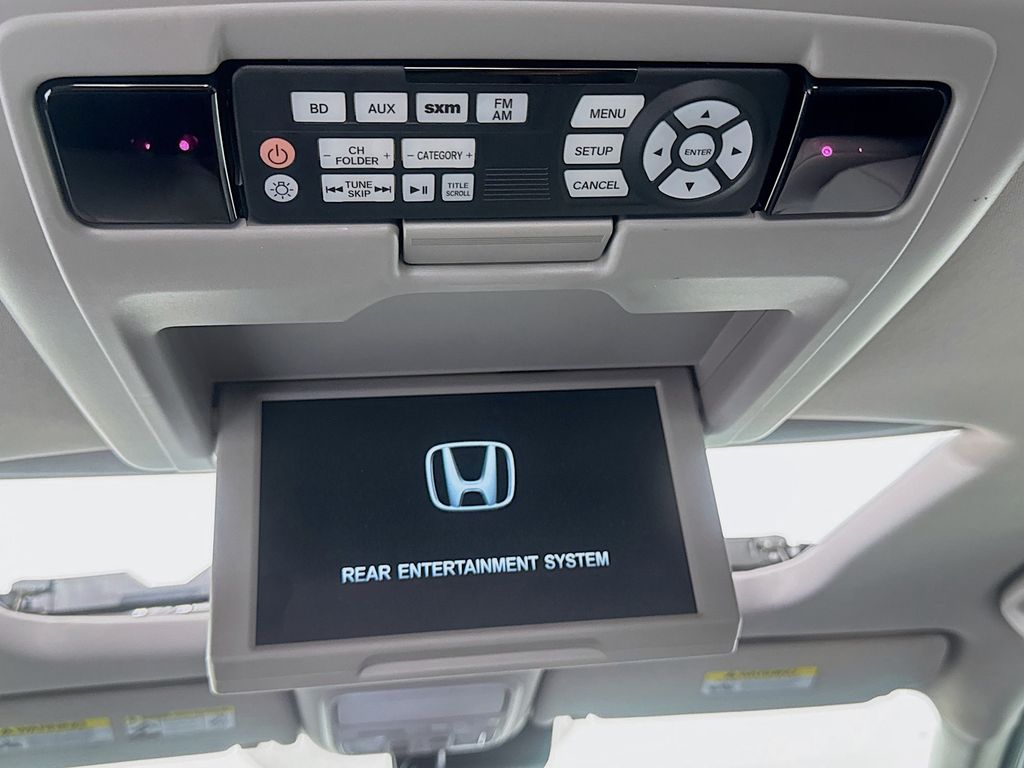 Used Car 2016 Honda Pilot  Touring For Sale Under $12,000 In Austin, Texas