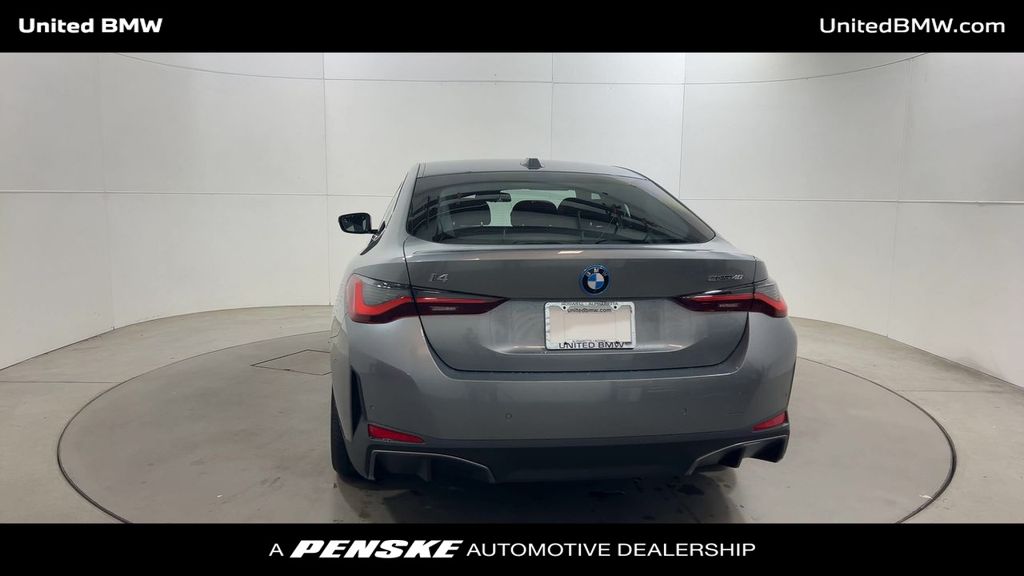 2025 BMW i4 eDrive40 7