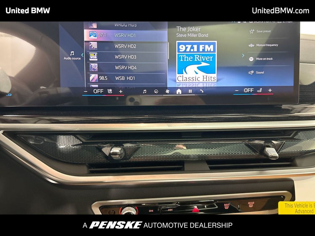 Thumbnail: 2026 BMW X7 - 16