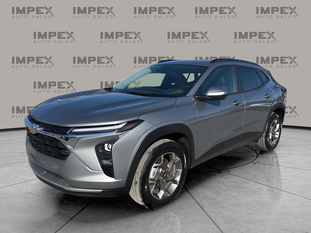 2025 Chevrolet Trax LT's photo