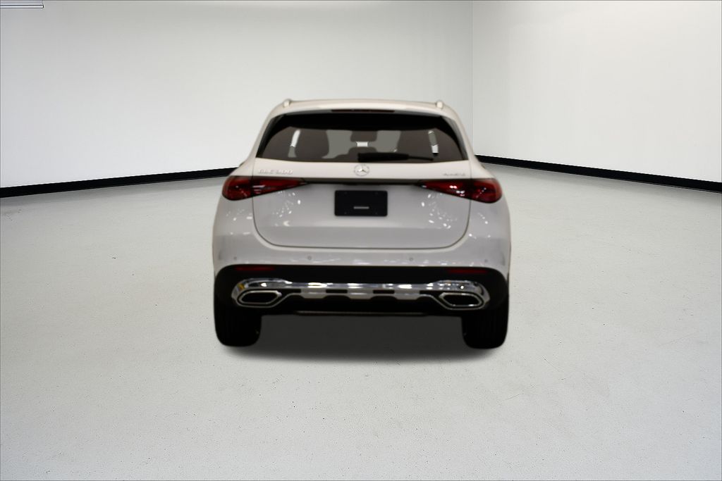 Thumbnail: 2026 Mercedes-Benz GLC - 4