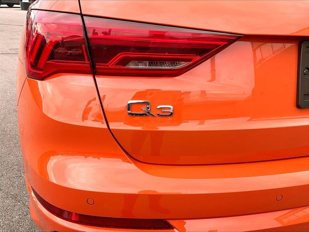 2025 Audi Q3 — photo 28