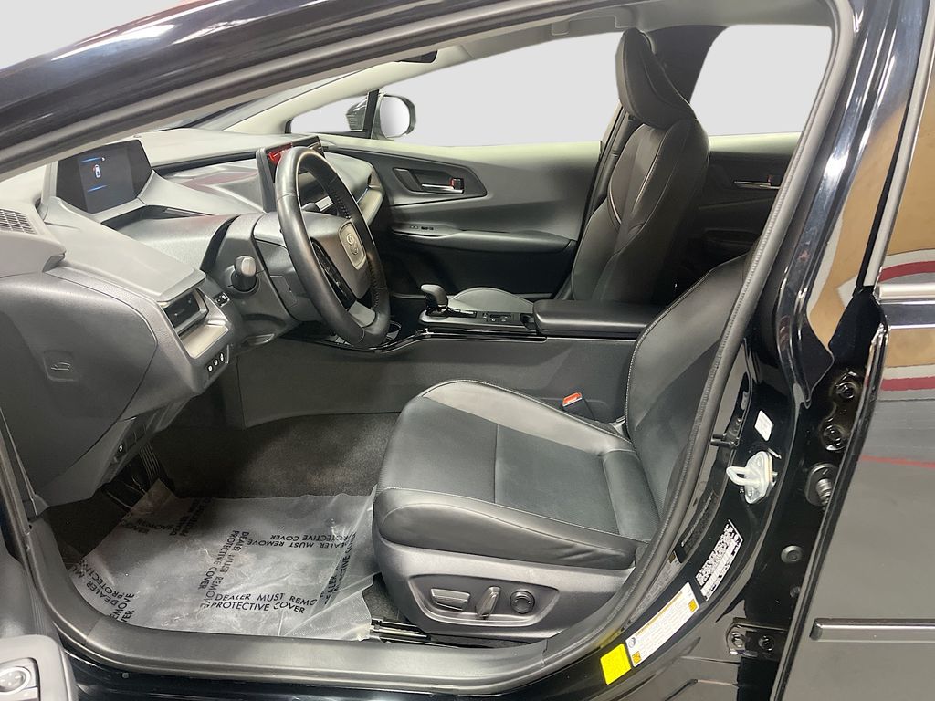 Used 2024 Black Toyota XLE image 21