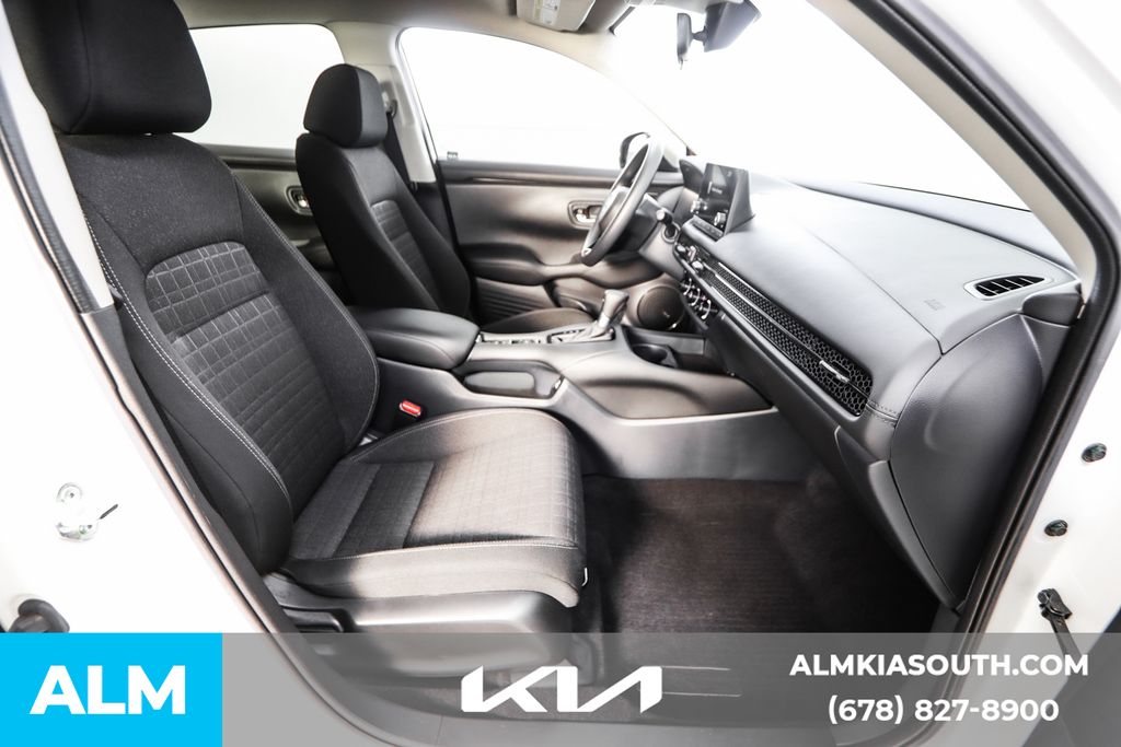 2023 Honda HR-V LX photo 17