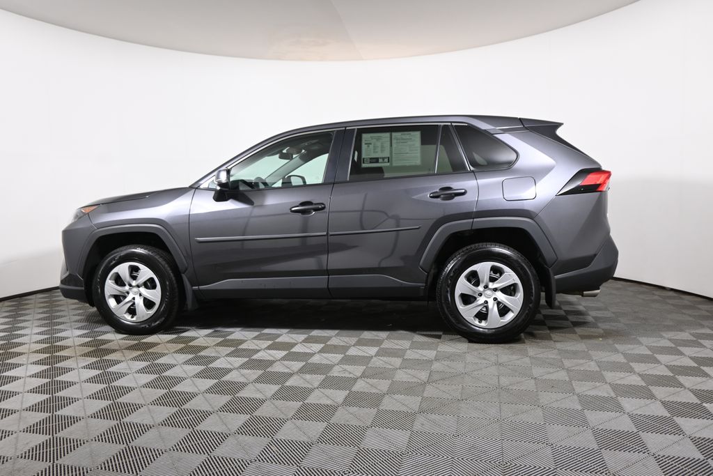 Thumbnail: 2022 Toyota RAV4 - 2