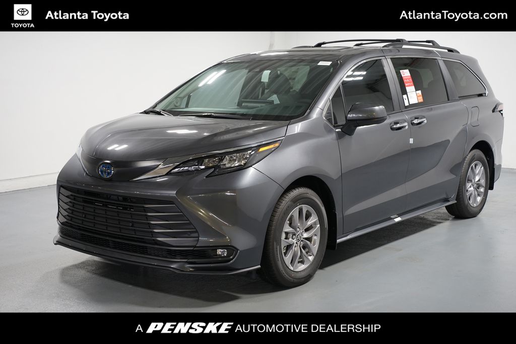 Thumbnail: 2025 Toyota Sienna - 1