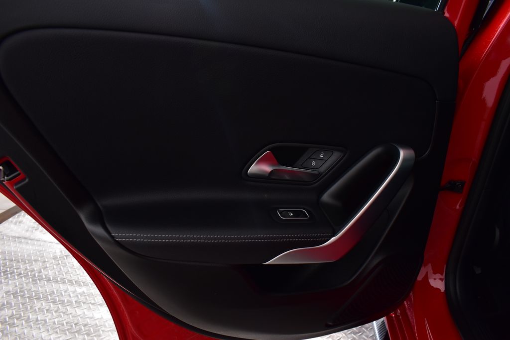 Thumbnail: 2019 Mercedes-Benz A-Class - 29