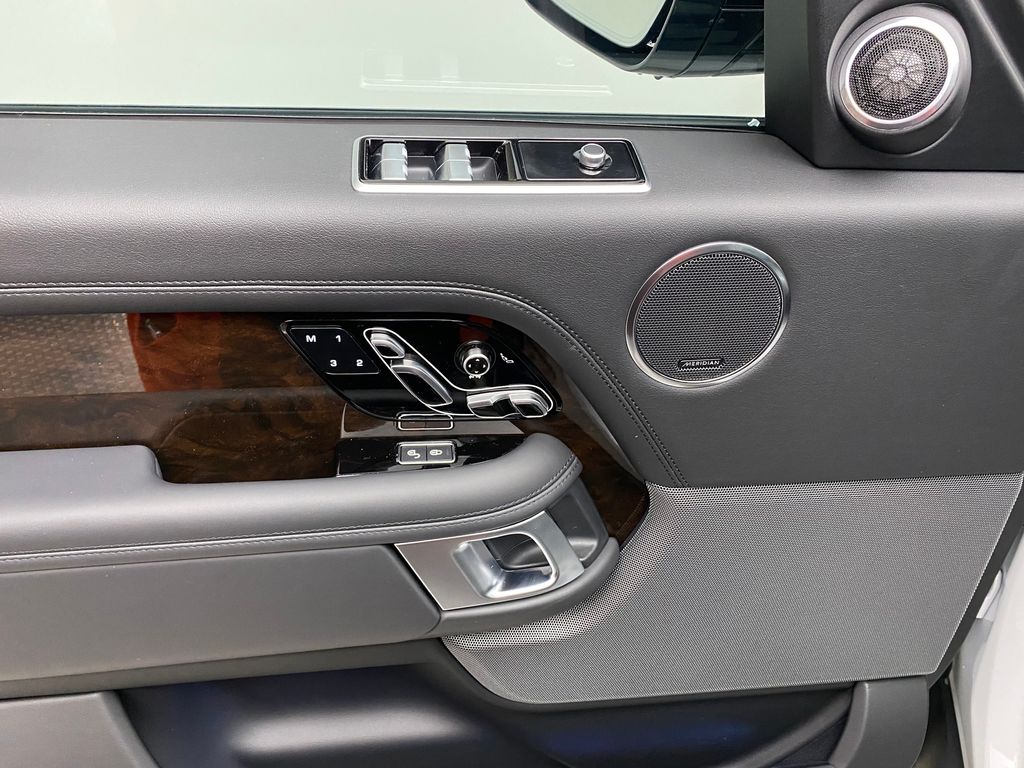 2020 Land Rover Range Rover HSE 17