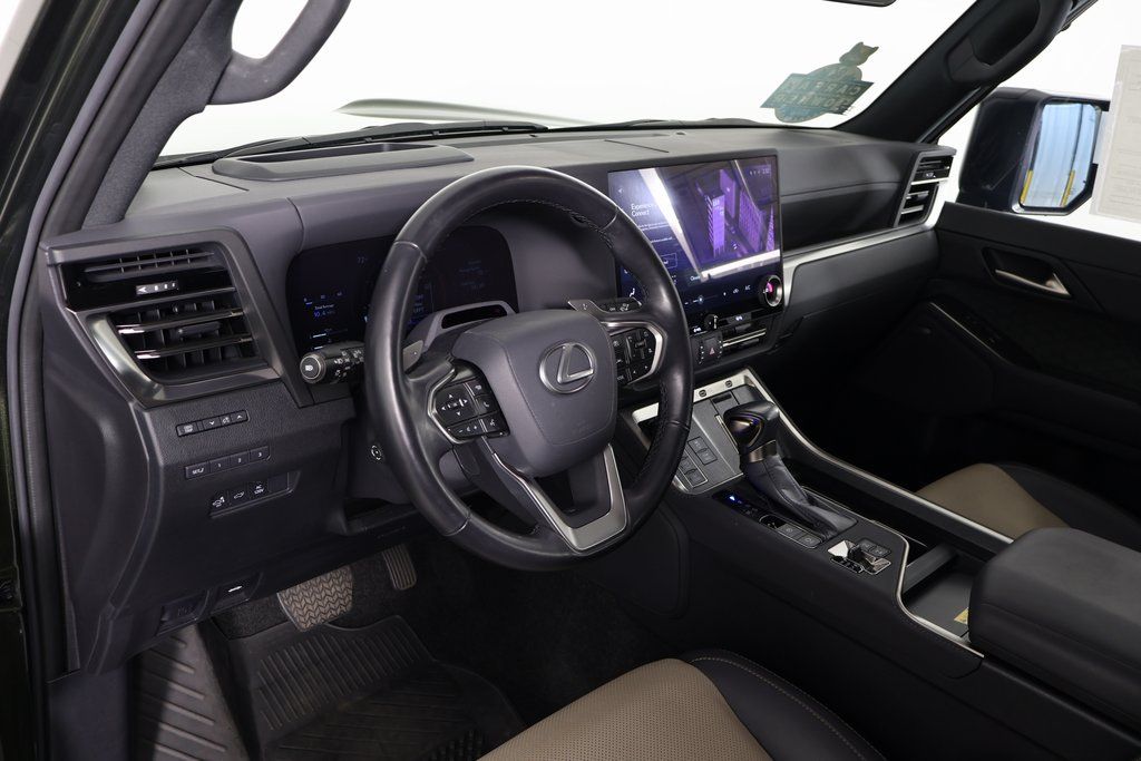Thumbnail: 2024 Lexus GX - 7