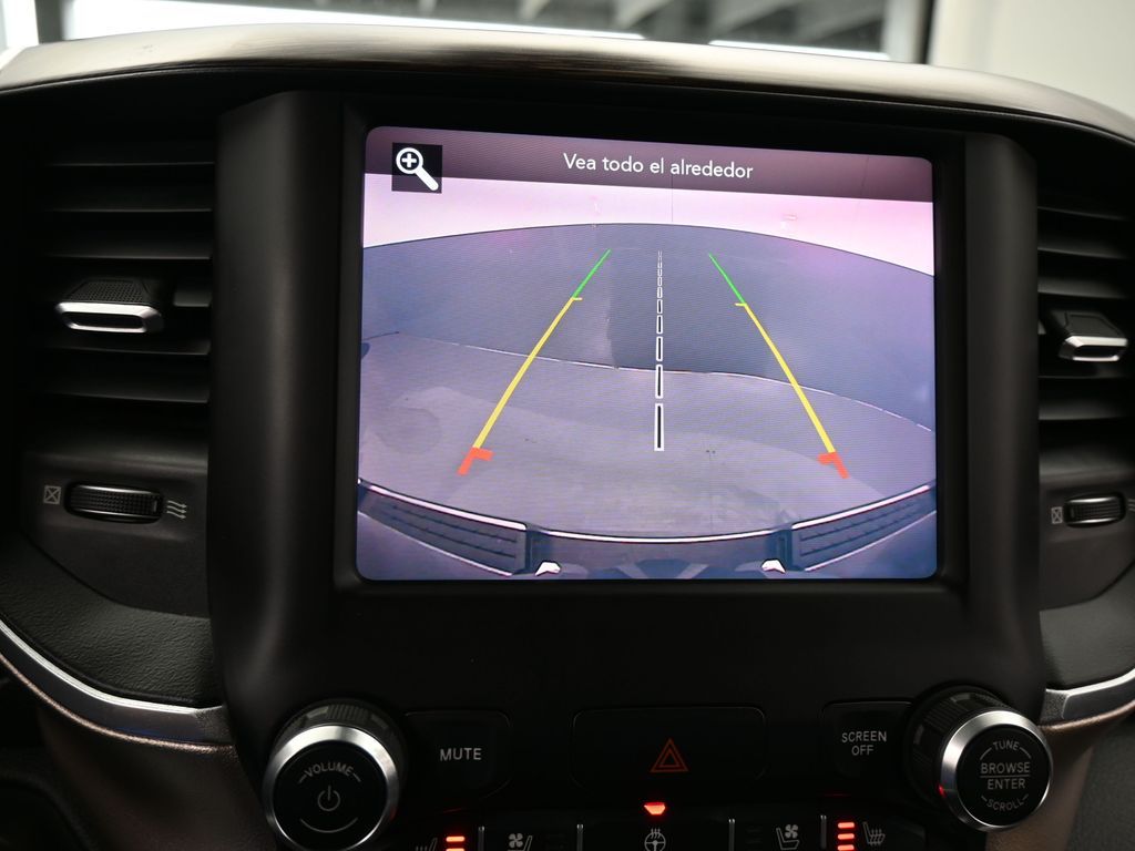 Used 2020 Diamond Black Crystal Pearlcoat Ram Laramie image 20