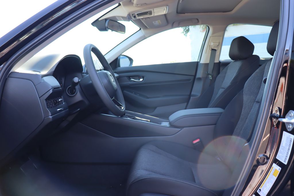 Thumbnail: 2025 Honda Accord - 28