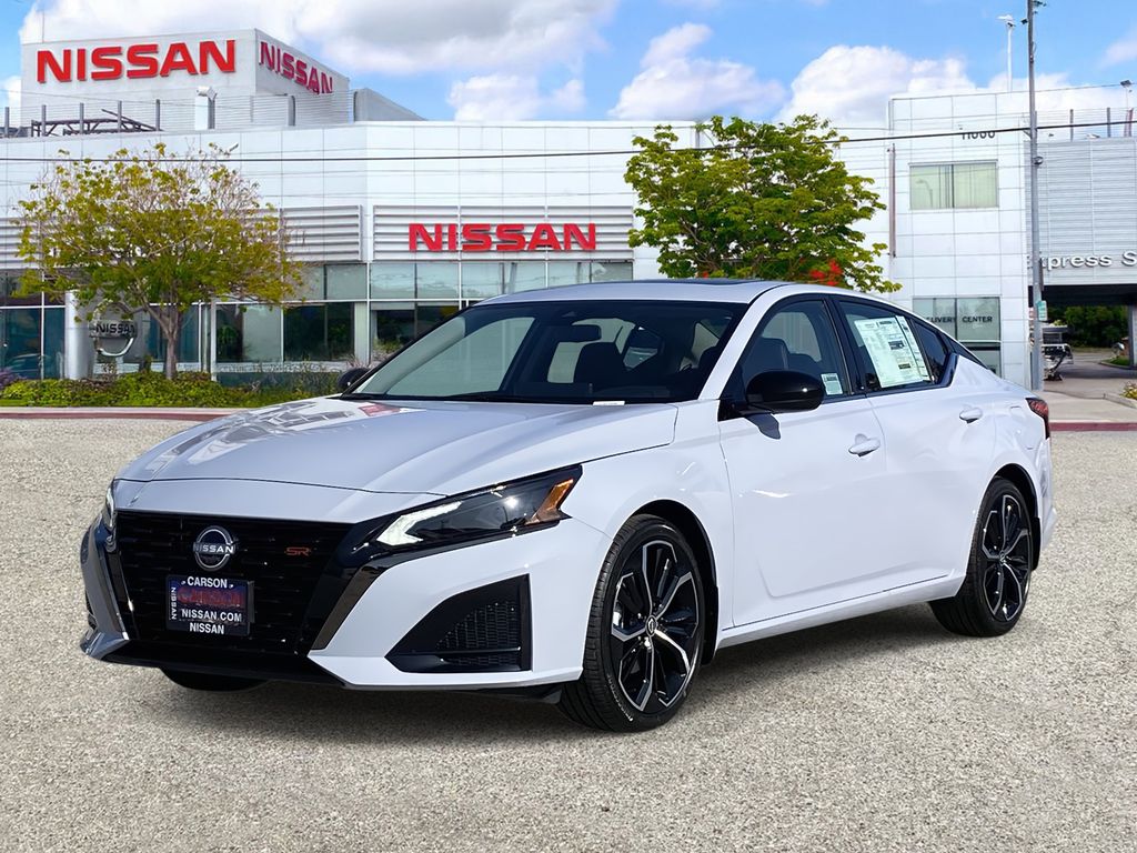2025 Nissan Altima 2.5 SR