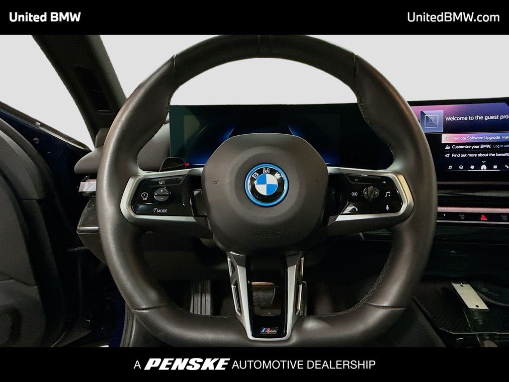 Thumbnail: 2025 BMW i5 - 6