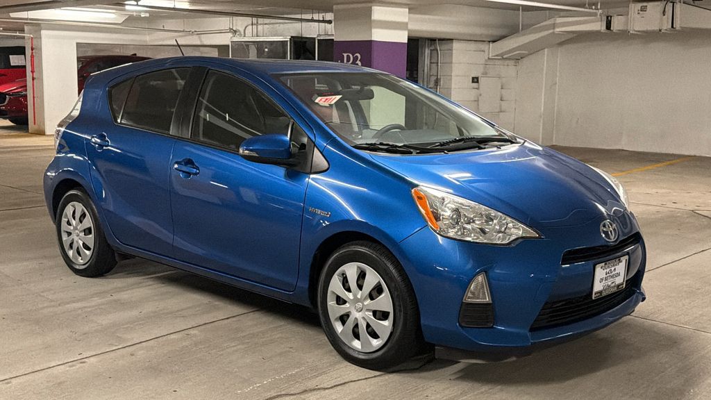 2013 Toyota Prius c Three