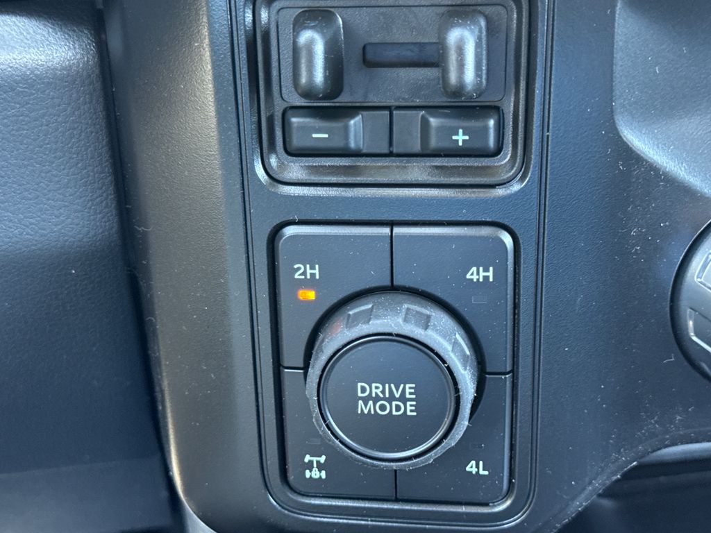 New 2026 Black Ford Lariat image 37