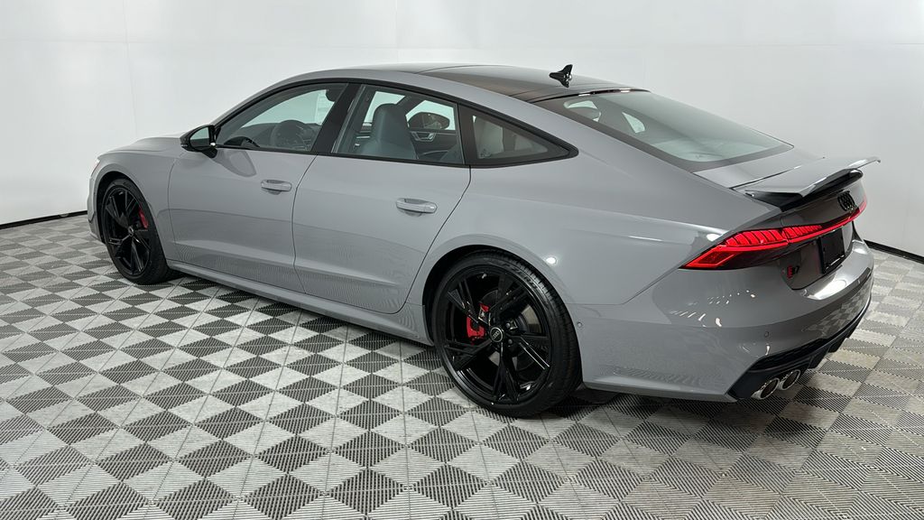 2025 Audi S7  3
