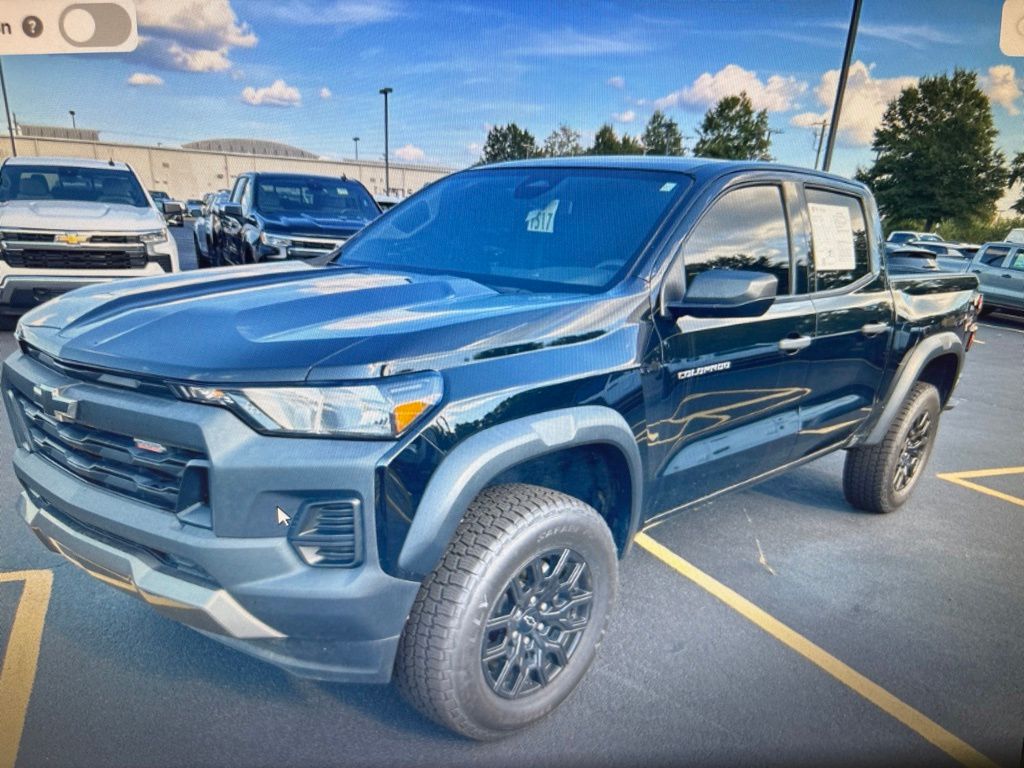 Black 2023 Chevrolet Colorado Pickup Truck Four-Wheel Drive 8-Speed Automatic