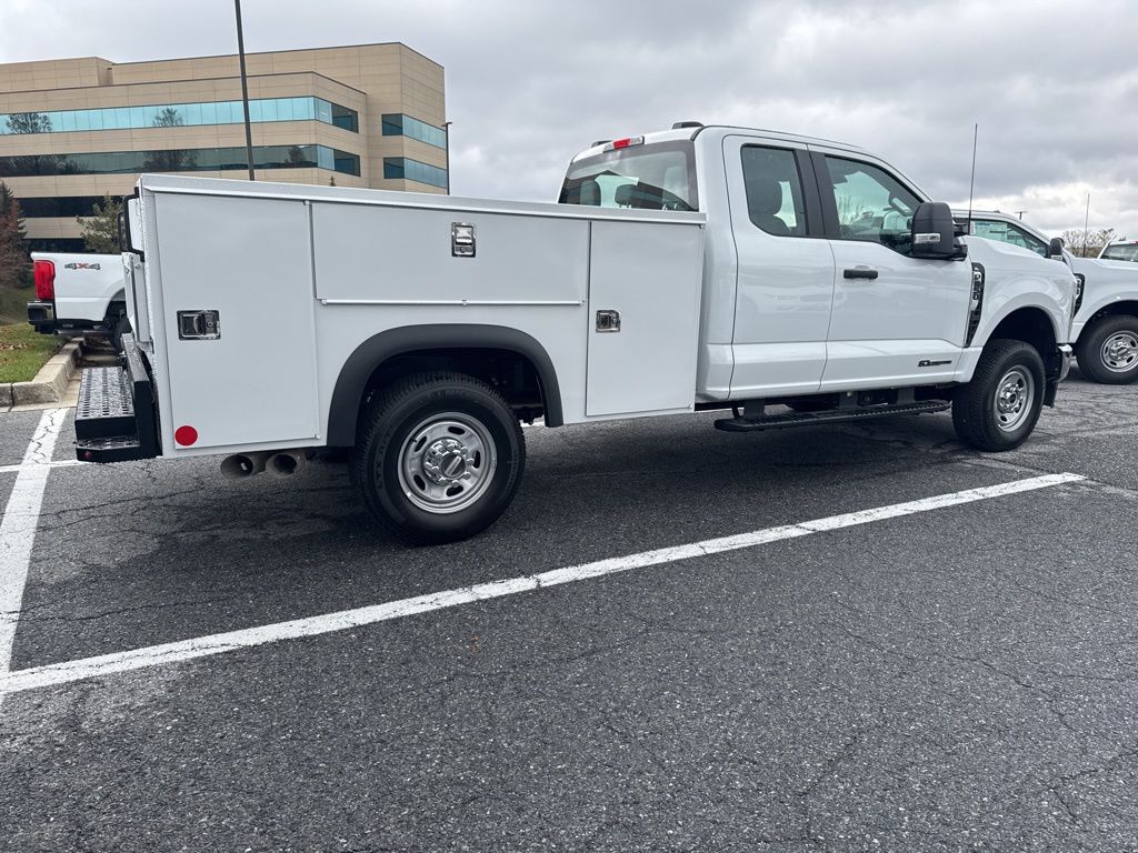2025 Ford F-350 XL