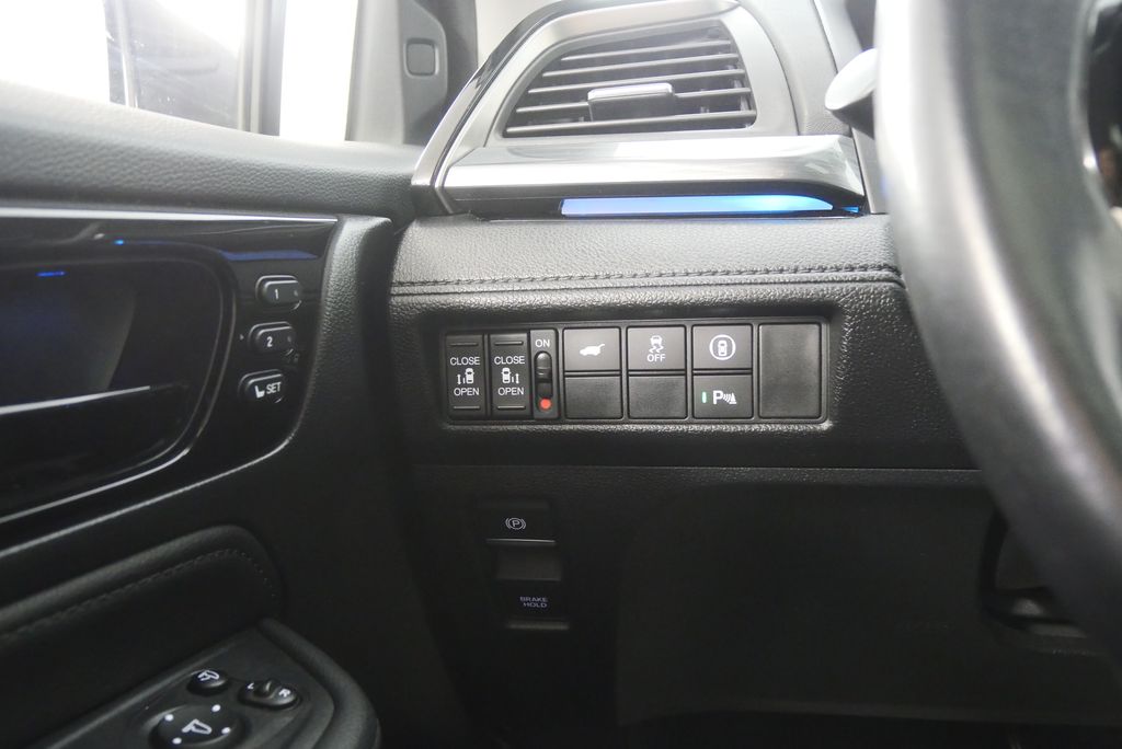 Thumbnail: 2022 Honda Odyssey - 22