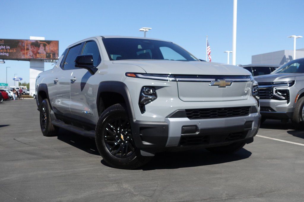 2026 Chevrolet Silverado EV LT Crew Cab (Standard Range) e4WD