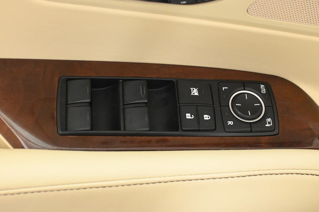 Thumbnail: 2015 Lexus RX - 32