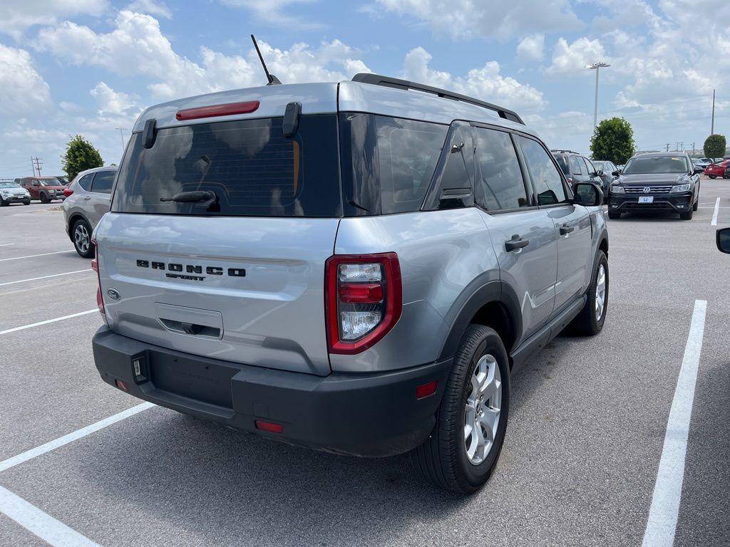 Thumbnail: 2021 Ford Bronco Sport - 3