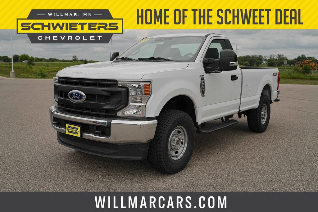 Oxford White 2022 Ford F-350 Super Duty Pickup Truck Four-Wheel Drive Automatic