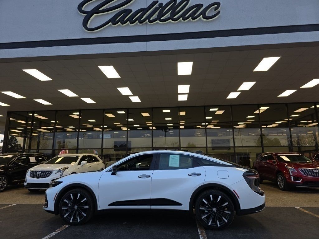 2025 Toyota Crown Platinum AWD