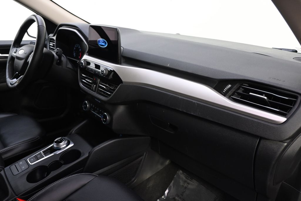 Used 2020 Black Ford SEL image 14