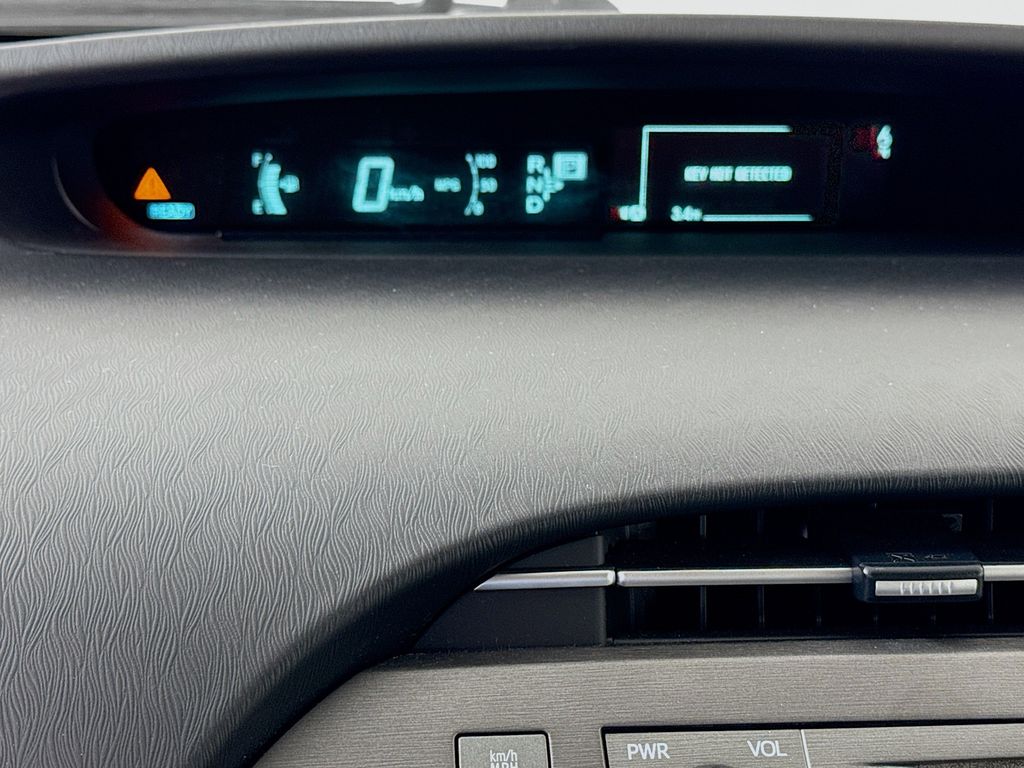 Thumbnail: 2012 Toyota Prius - 12