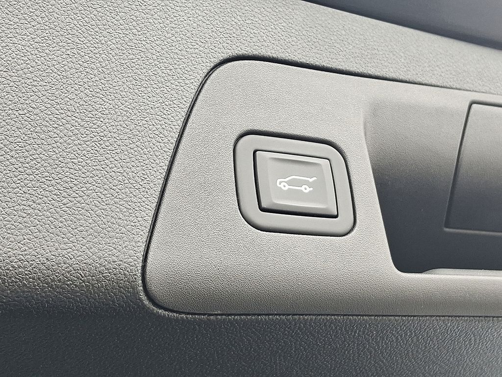 Thumbnail: 2023 Buick Envision - 31
