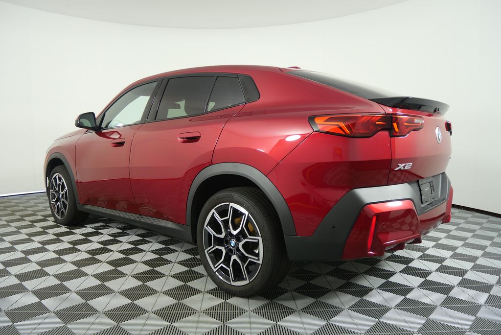 Thumbnail: 2025 BMW X2 - 5