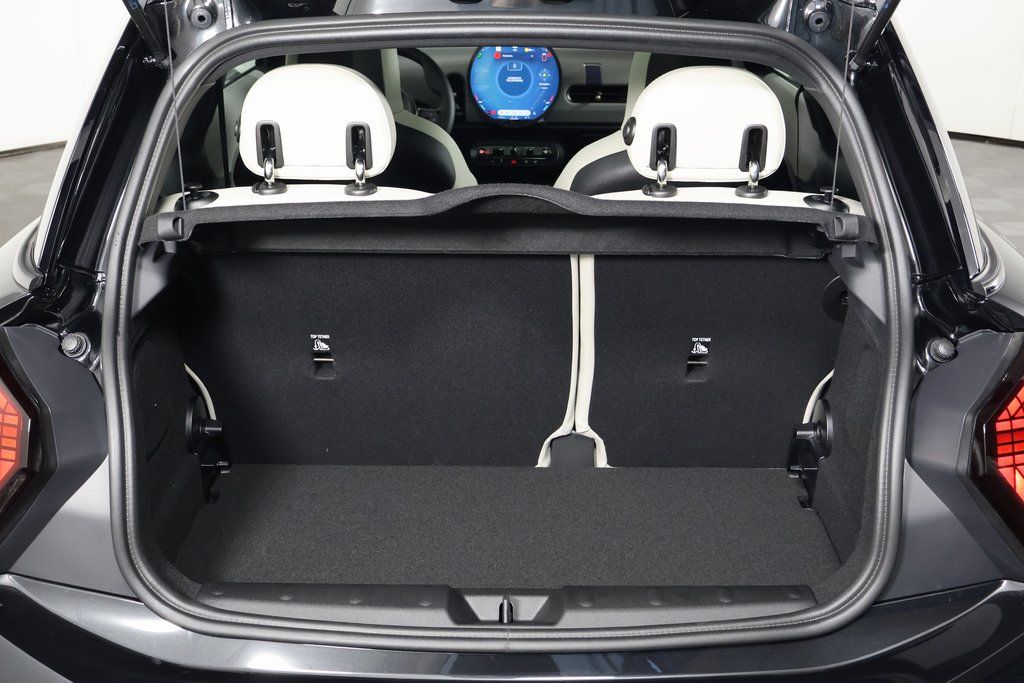 Thumbnail: 2026 MINI Cooper - 8