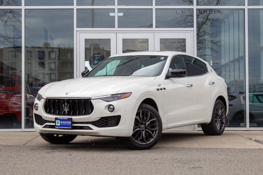 Bianco 2024 Maserati Levante GT AWD SUV / Crossover All-Wheel Drive 8-Speed Automatic