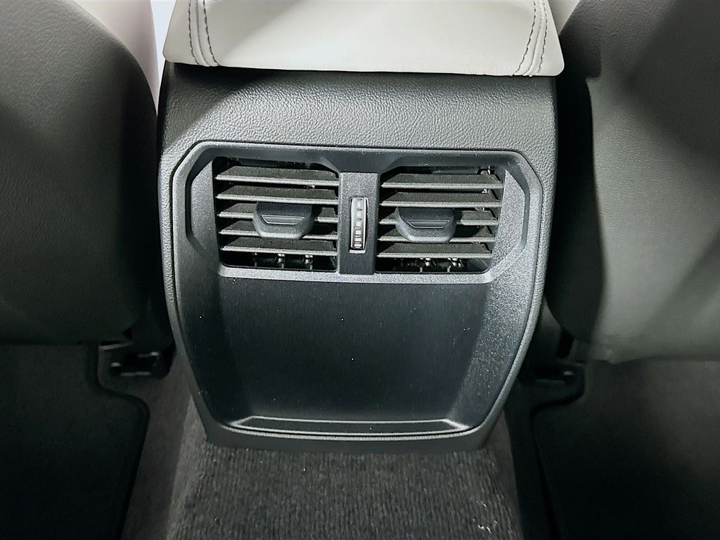 Thumbnail: 2026 BMW M4 - 18