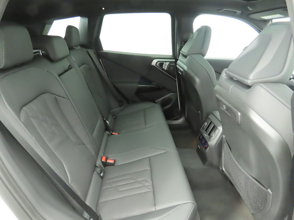 Thumbnail: 2026 BMW X3 - 21