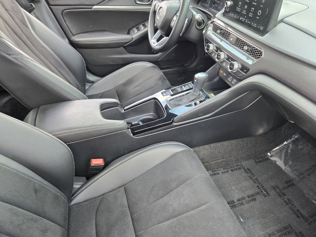 used 2025 Acura Integra car, priced at $31,222