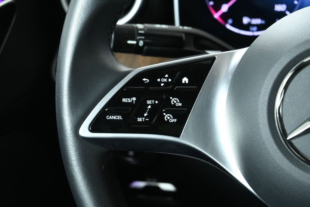 Thumbnail: 2025 Mercedes-Benz C-Class - 18