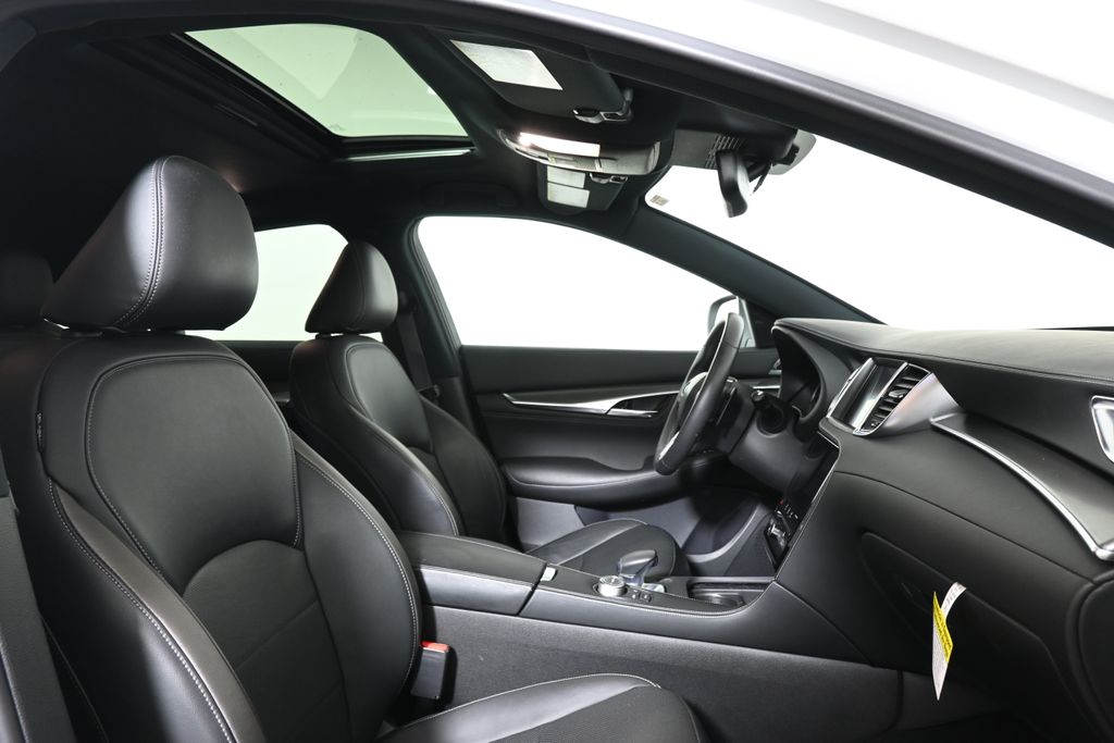 Thumbnail: 2023 INFINITI QX55 - 24